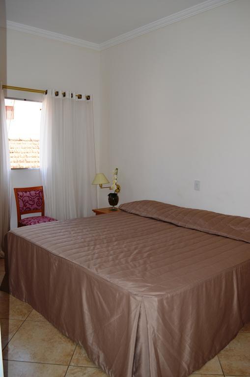 Hotel Sao Luiz Aguas de Lindoia Bilik gambar